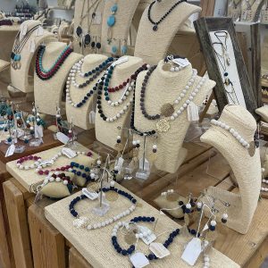 Kostibas Εκθετήριο