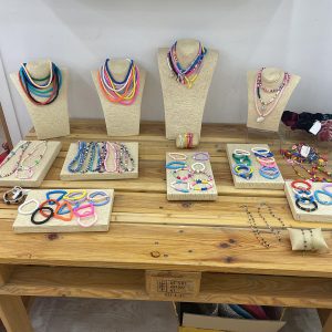 Kostibas Εκθετήριο