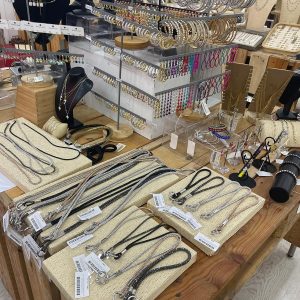 Kostibas Εκθετήριο